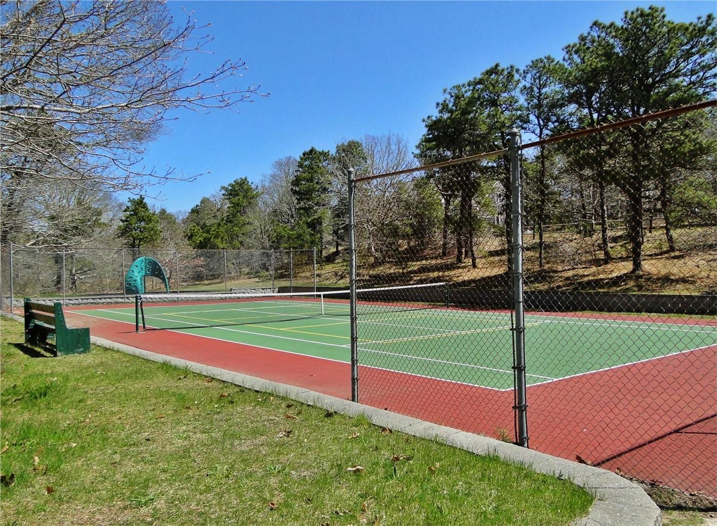 Tennis courts available close by